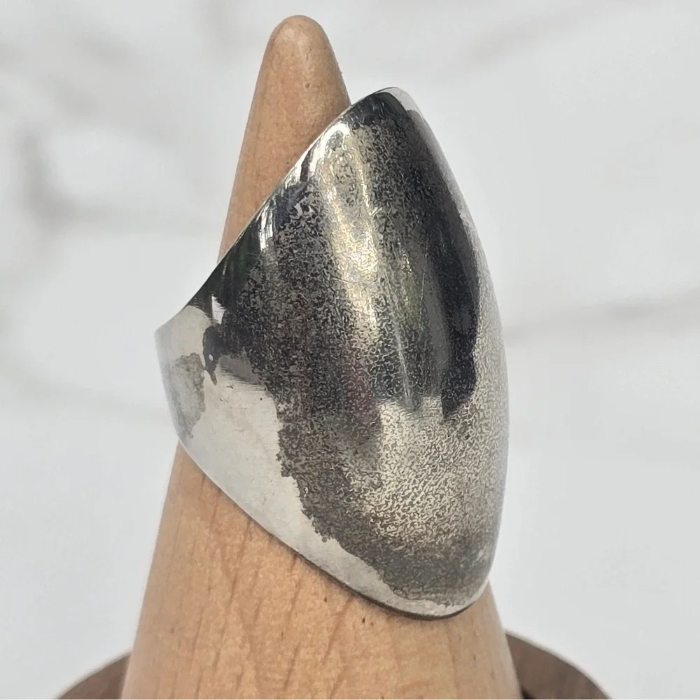 925 Sterling Silver Shield Ring Size 5.5 Minimalist Wide Tapered Band Statement